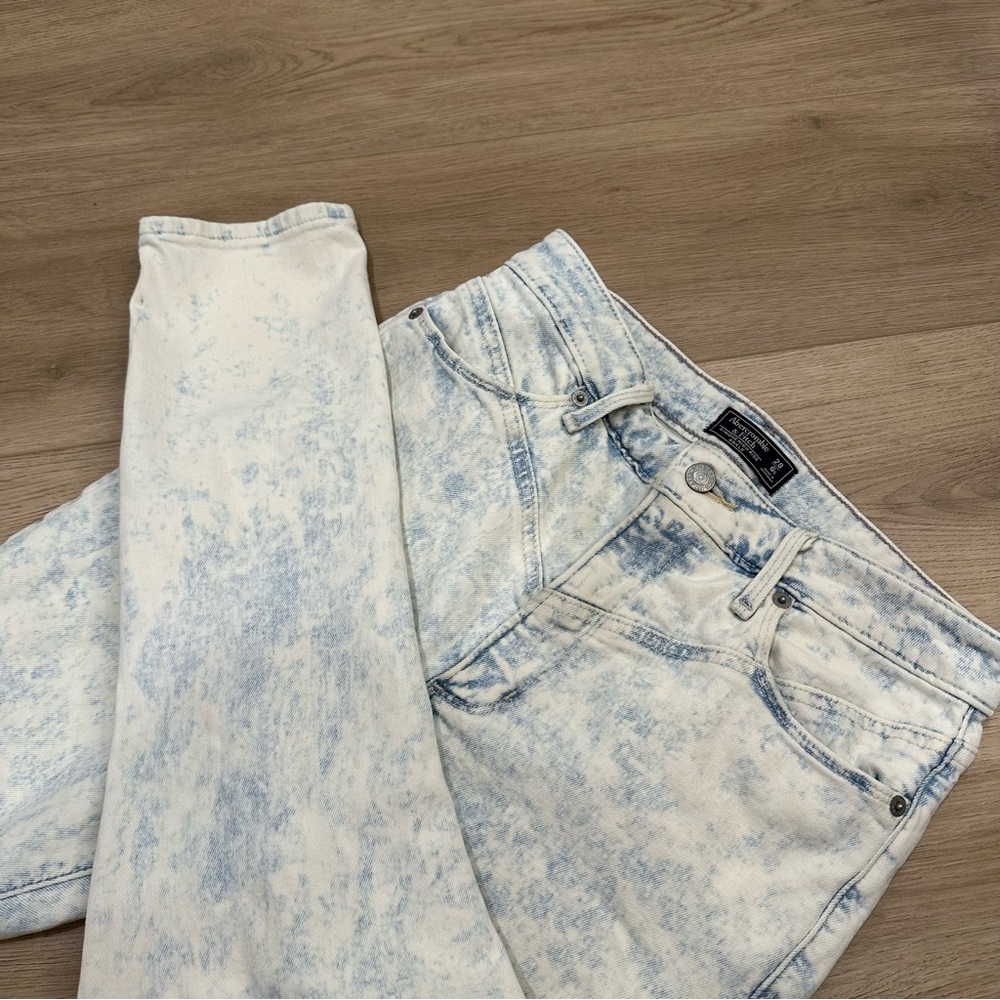 Abercrombie and Fitch Simone High Rise Ankle 28/6s